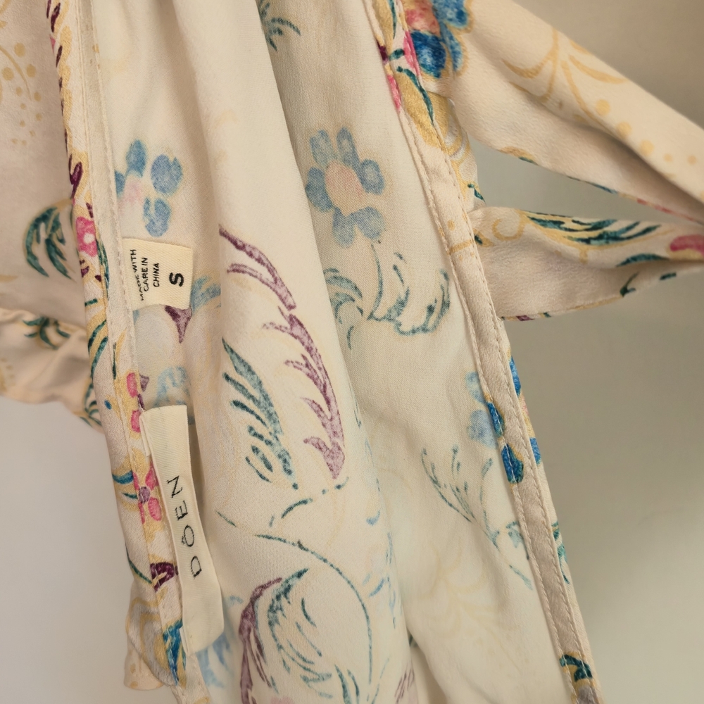 Doen_100% Silk Floral Ruffle-Sleeve Midi Dress in Cream - Picture 6 of 8